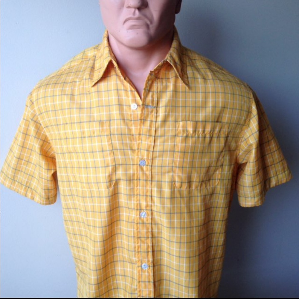 Hurley Yellow Plaid Short Sleeve Button Front